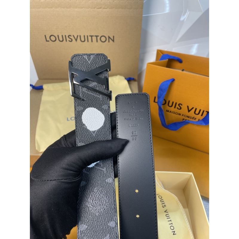 l**is V*t*n belts